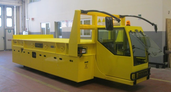 Battery powered industrial cart – capacity 30 ton – speed 10 kmh